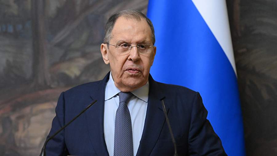 Лавров прибыл с официальным визитом в Киргизию