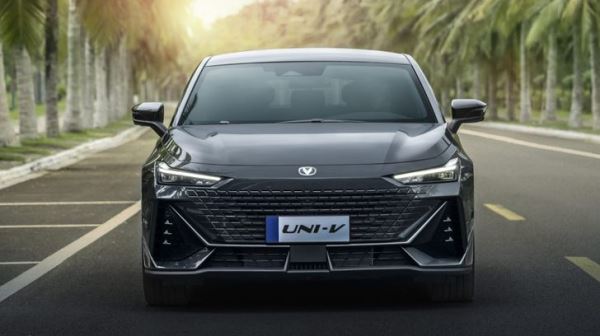 В России внезапно подорожал популярный лифтбек Changan. Цены и скидки не изменились
