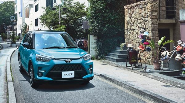 В России начали продавать кроссоверы Toyota Raize от 2 млн рублей