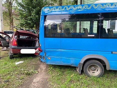Госавтоинспекция сообщила подробности ДТП с маршруткой