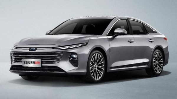 В России резко подешевели два китайских автомобиля. Сколько они стоят теперь