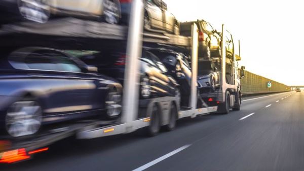 Эксперт сравнил объемы импорта автомобилей из Китая и стран бывшего СССР. Цифры удивят
