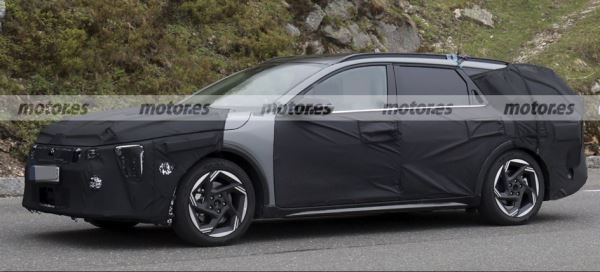 Kia готовит к продажам особенный K4 Travel Edition