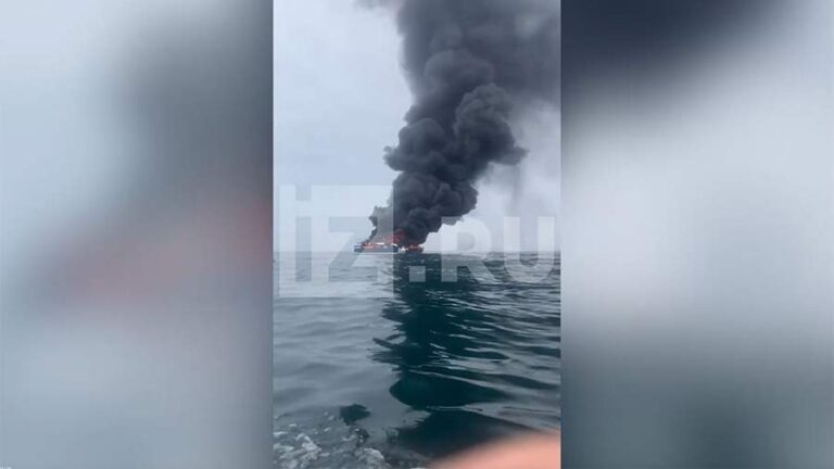 Пассажирка загоревшегося в Японском море катера рассказала о деталях происшествия
