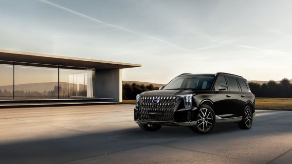 GAC начал продажи гибридного кроссовера GS8 Dragon в России