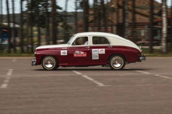 ГАЗ М-20 «Победа» 1956 года с мотором от Toyota выставили на продажу в РФ